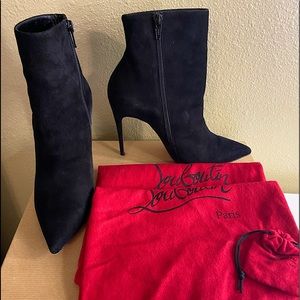 Christian Louboutin So Kate 100 suede 5.5